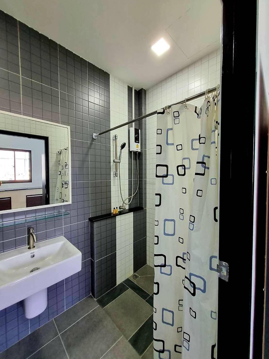 Aqua Residences อควา เรสซิเดนซ์ ห้องพักใหม่ให้เช่า ติดรถไฟฟ้าสถานีวุฒากาศ Bangkok Eksteriør bilde